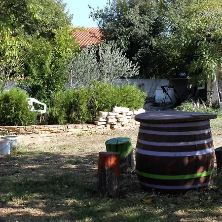 Tatil Evi Family Friendly House With A Swimming Pool Valtura, Pula - 7325